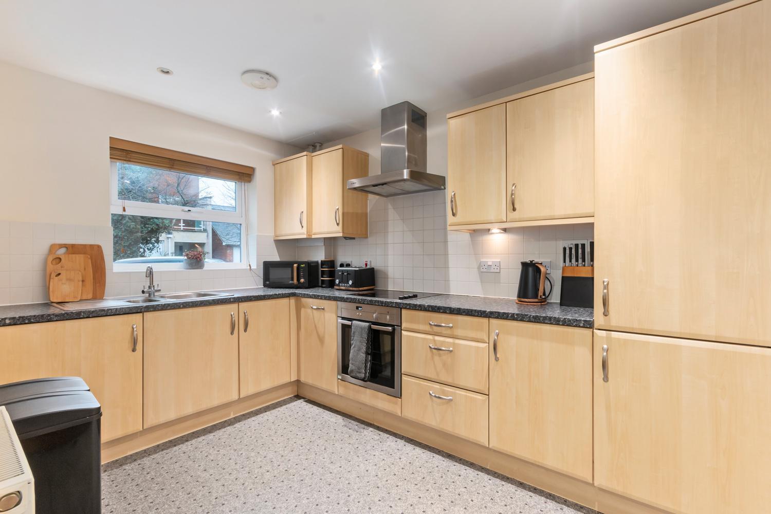 Sleeps9 Parking&Garage 17 Mins To Gatwick, 30 To London Villa Merstham Exterior photo